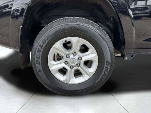 Used 2024 Toyota 4Runner SR5 AWD/4WD image 63