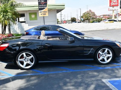 Used 2013 Mercedes-Benz SL 550 image 8