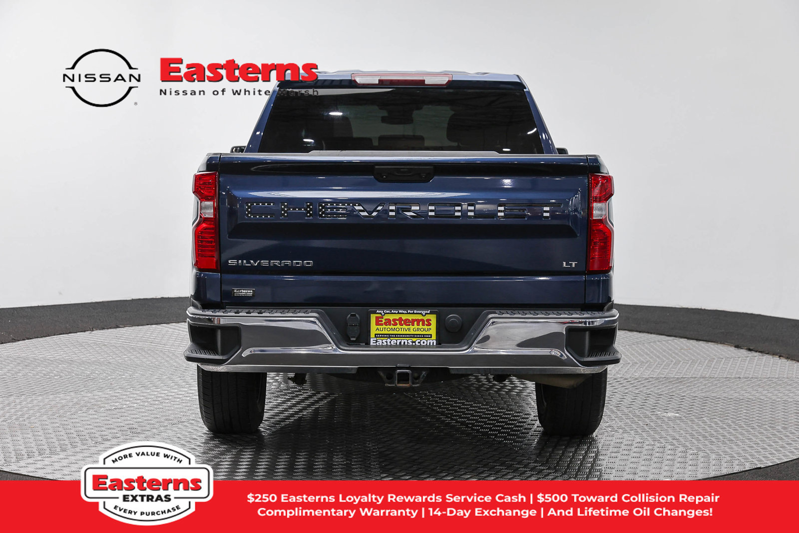 Used 2023 Chevrolet Silverado 1500 LT AWD/4WD image 8