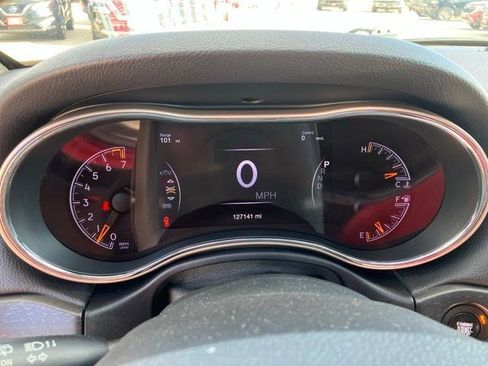 Used 2017 Jeep Grand Cherokee Limited AWD/4WD image 16