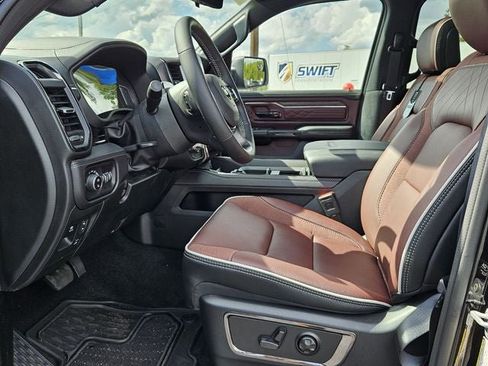 New 2025 RAM 1500 Limited image 10
