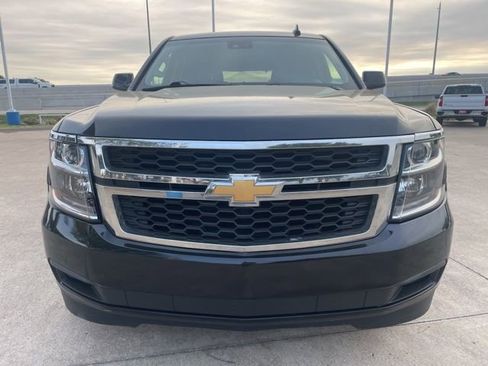 Used 2019 Chevrolet Tahoe LT image 2