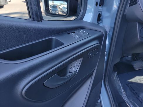 Used 2024 Mercedes-Benz Sprinter 2500 image 19