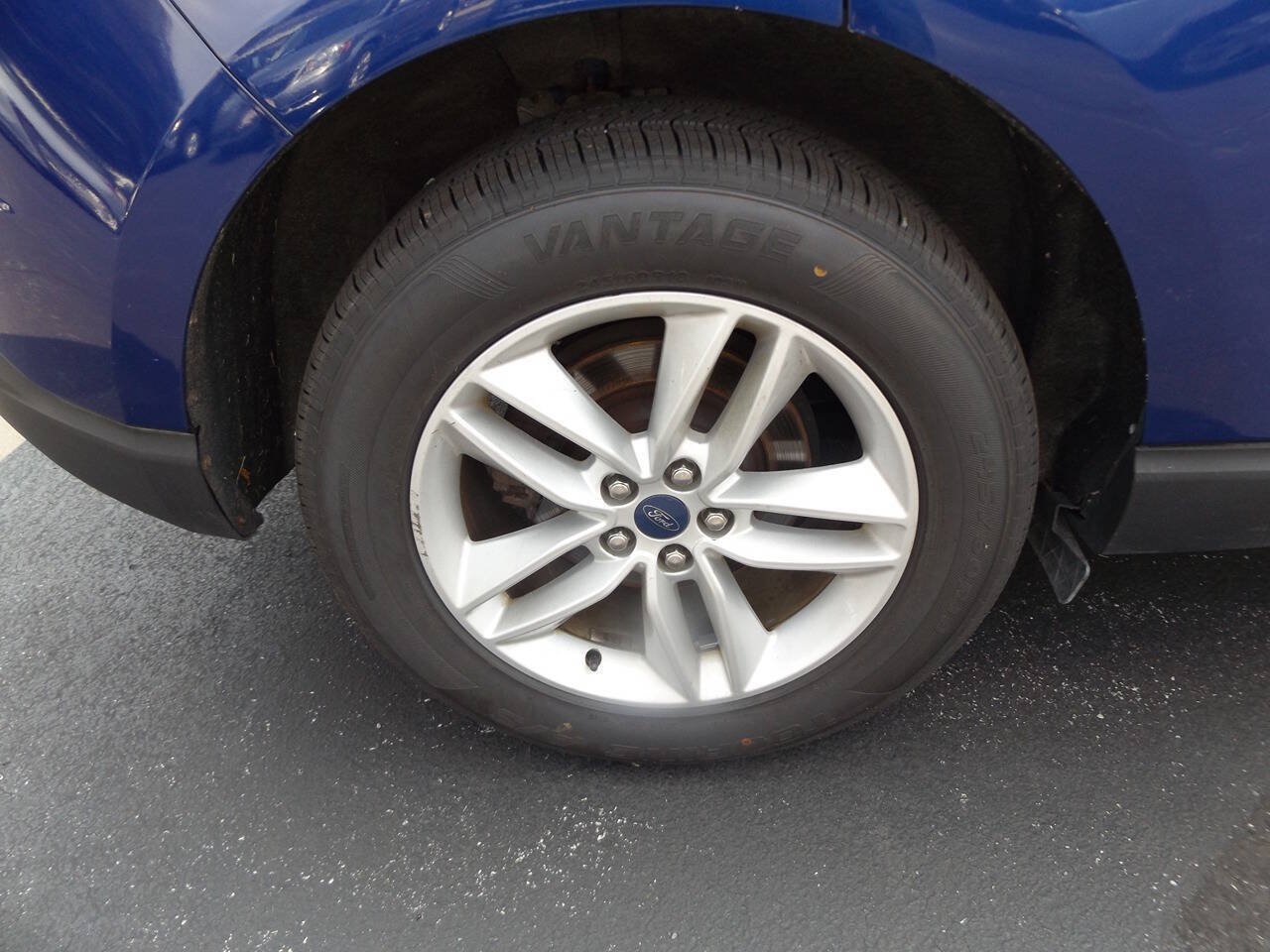 Used 2015 Ford Edge SEL w/ Equipment Group 201A AWD/4WD image 30