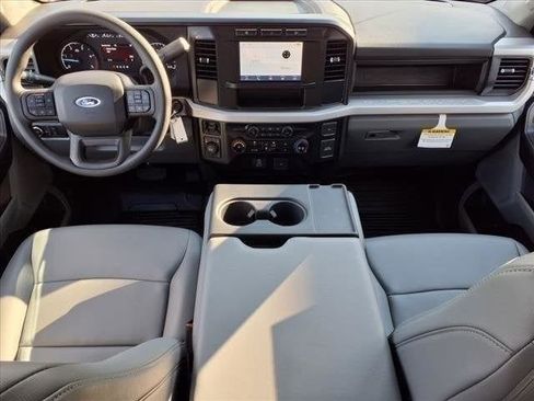 New 2024 Ford F550 4x4 SuperCab Super Duty image 16