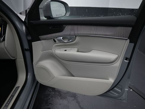 New 2026 Volvo XC90 B6 Ultra w/ Protection Package AWD/4WD image 35