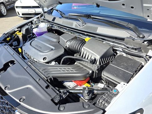 New 2026 Chrysler Pacifica Select image 20