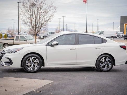 Used 2024 Subaru Legacy Premium image 10