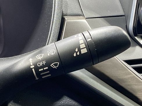 Used 2023 Nissan Altima 2.5 SV image 34