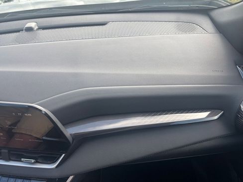 Used 2025 Chevrolet Equinox LT image 45