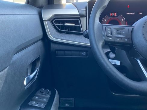 New 2026 Nissan Kicks SV image 22