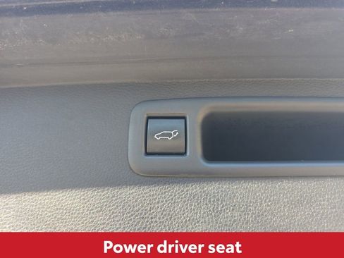 Used 2024 Toyota Highlander LE image 17