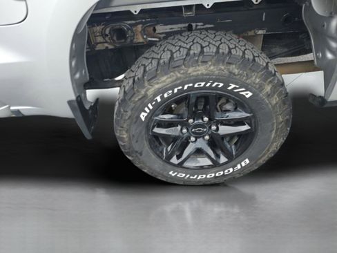 Used 2021 Chevrolet Silverado 1500 LT Trail Boss w/ Convenience Package II AWD/4WD image 14