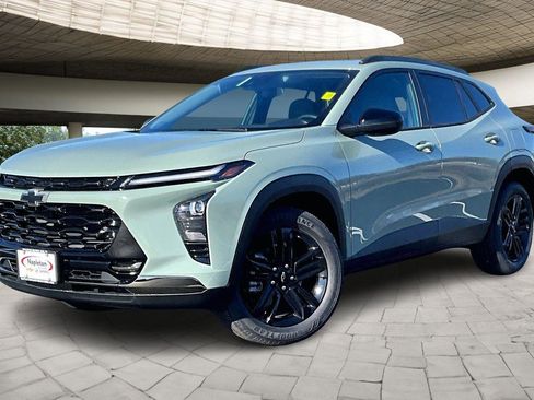 New 2026 Chevrolet Trax ACTIV w/ Sunroof Package image 1