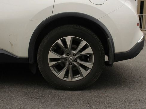 Used 2018 Nissan Murano S w/ Cargo Package FWD image 10
