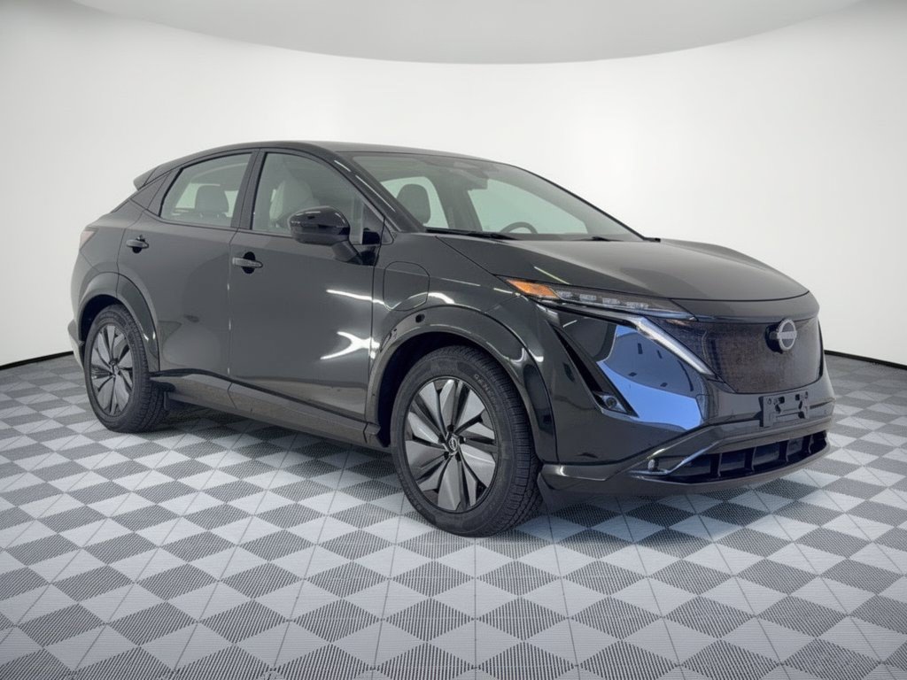 Used 2023 Nissan Ariya AWD image 7