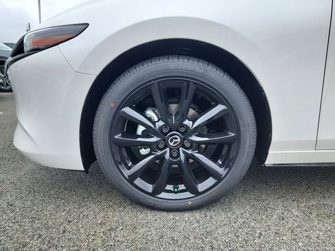 New 2026 MAZDA MAZDA3 2.5 S Hatchback w/ Premium Pkg FWD image 15