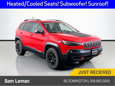 Used 2019 Jeep Cherokee Trailhawk AWD/4WD image 1