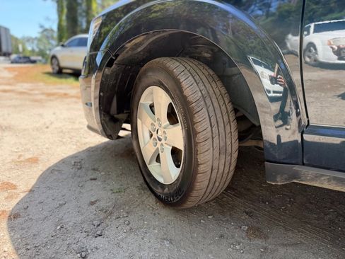 Used 2013 Dodge Journey SE image 2