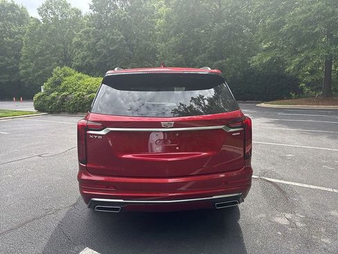 Used 2024 Cadillac XT6 Premium Luxury w/ Technology Package FWD image 5