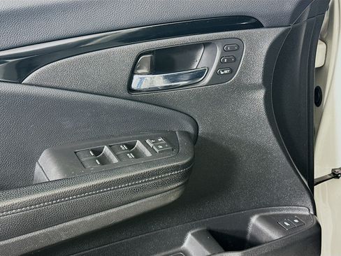 Used 2018 Honda Pilot Elite image 15