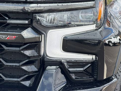 Used 2023 Chevrolet Silverado 1500 ZR2 w/ Technology Package image 47