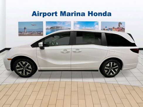 New 2026 Honda Odyssey EX-L image 2