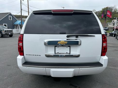 Used 2013 Chevrolet Suburban LTZ AWD/4WD image 4