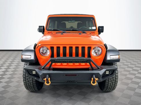 Used 2018 Jeep Wrangler Unlimited Sport S AWD/4WD image 3