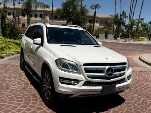 Used 2013 Mercedes-Benz GL 450 4MATIC image 29