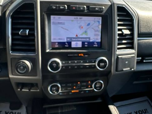 Used 2020 Ford Expedition XLT w/ Equipment Group 202A AWD/4WD image 11