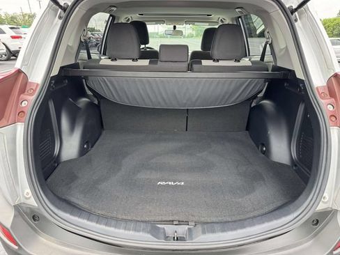 Used 2013 Toyota RAV4 XLE AWD/4WD image 10