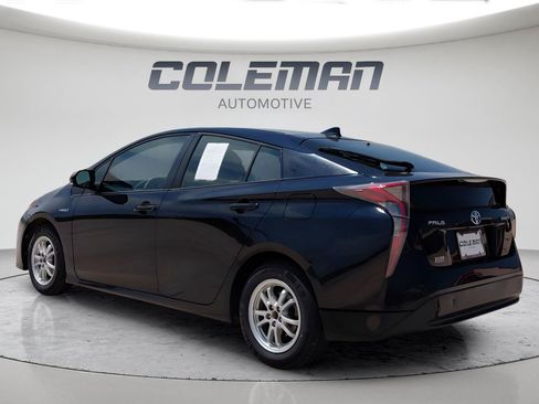 Used 2016 Toyota Prius Two FWD image 12