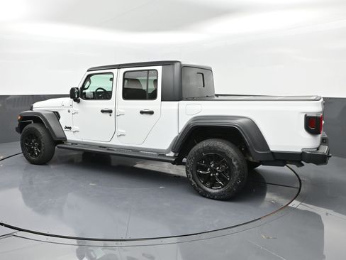 Used 2020 Jeep Gladiator Sport w/ Quick Order Package 24S image 21
