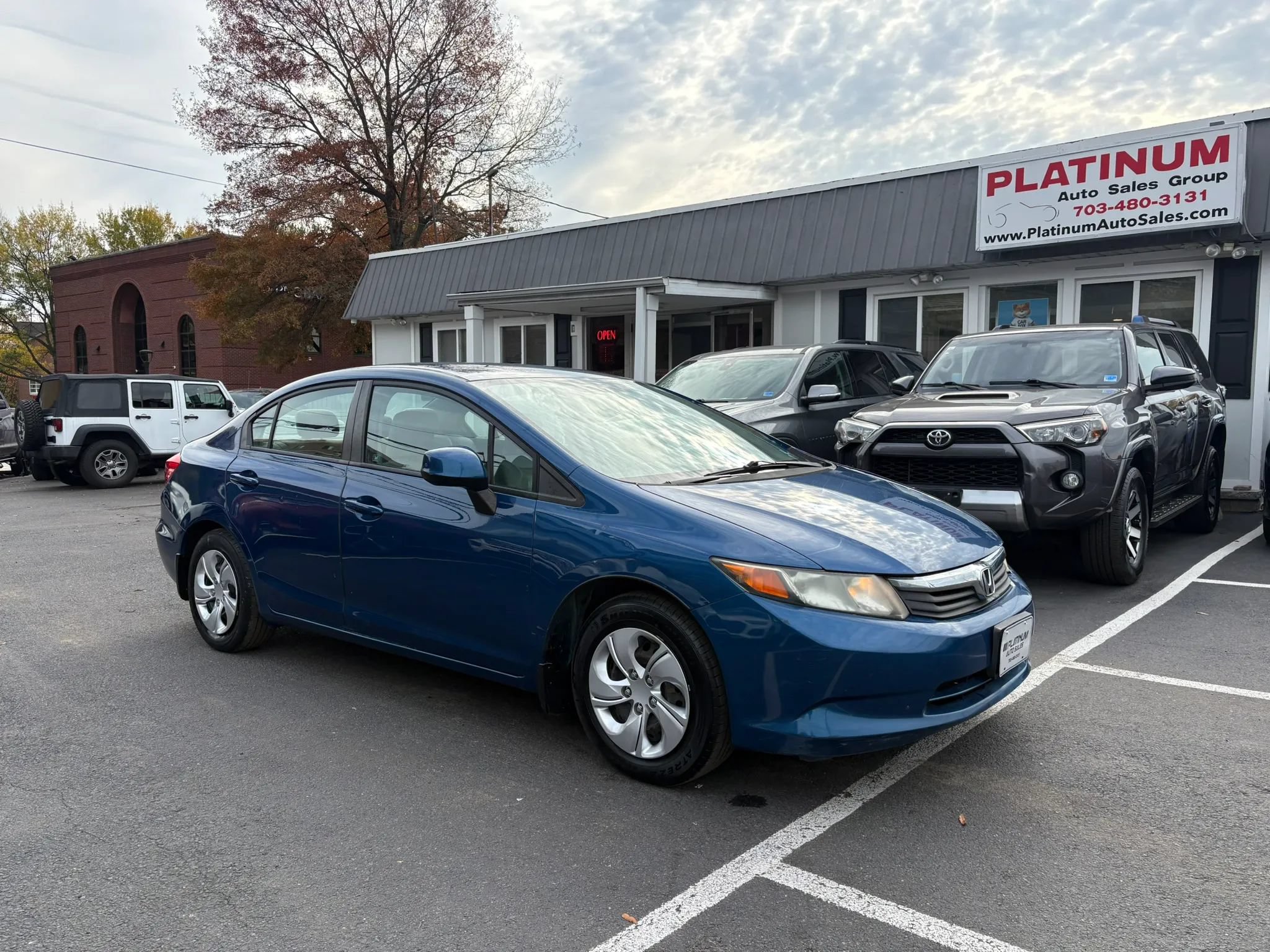 Used 2012 Honda Civic LX image 1
