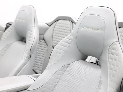 Used 2014 Aston Martin Vanquish Volante RWD image 20