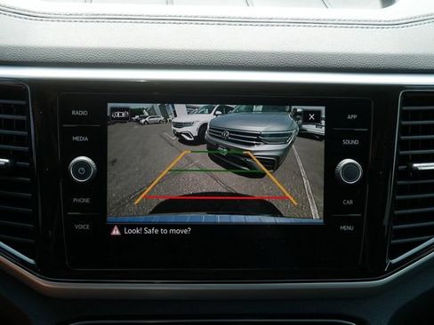 Certified 2023 Volkswagen Atlas SE AWD/4WD image 30