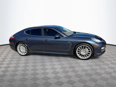 Used 2011 Porsche Panamera 4S image 5