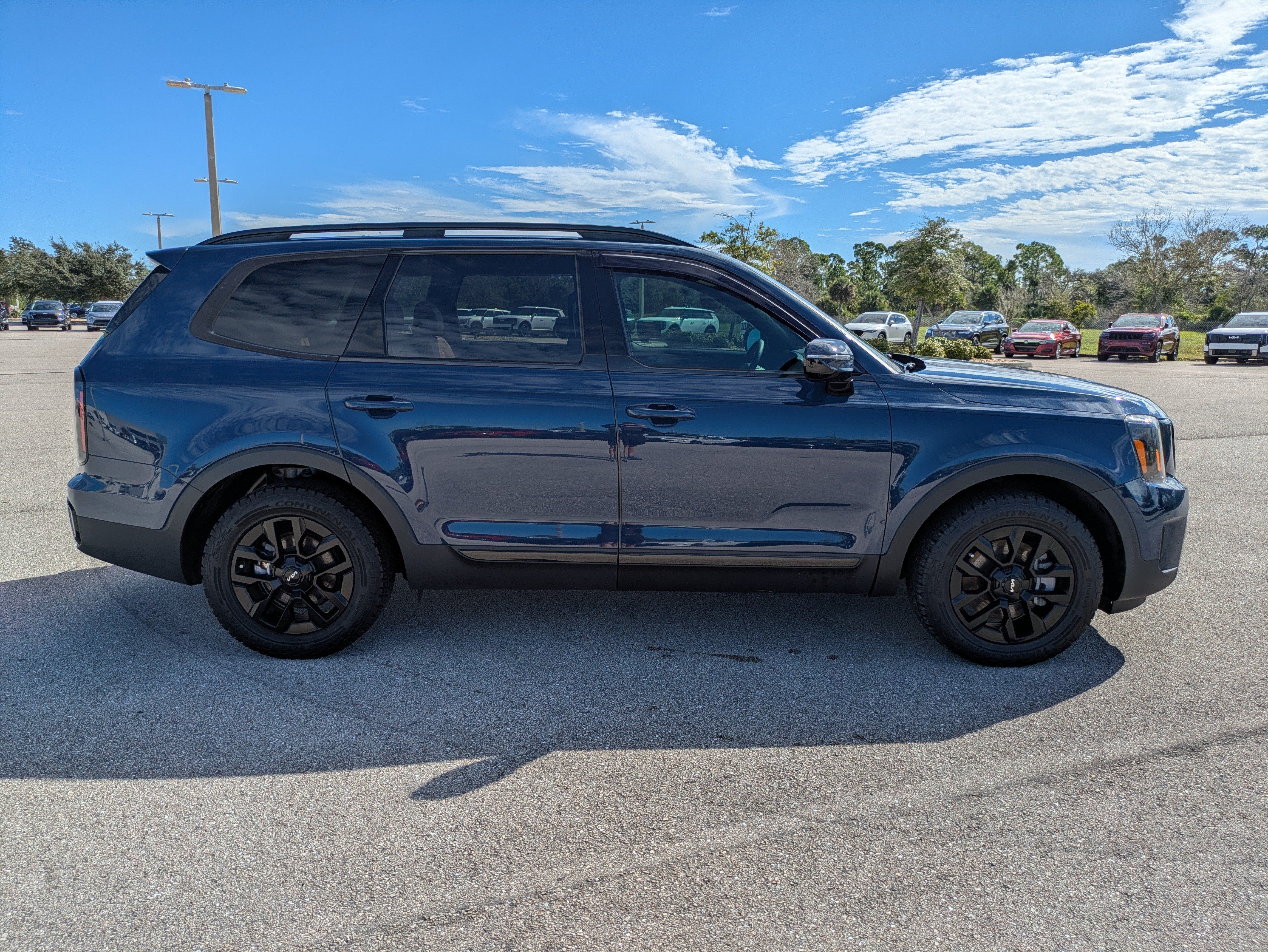 Certified 2024 Kia Telluride SX Prestige X-Pro AWD/4WD image 3