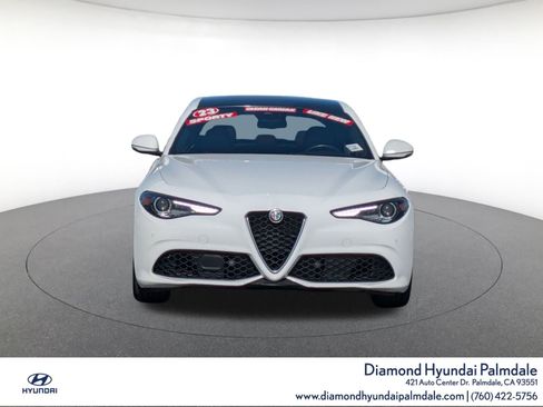 Used 2023 Alfa Romeo Giulia Ti w/ Active Assist Plus Package image 2