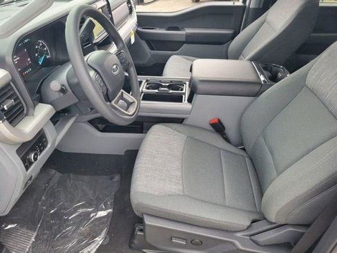 New 2026 Ford F250 XLT w/ FX4 Off-Road Package image 7