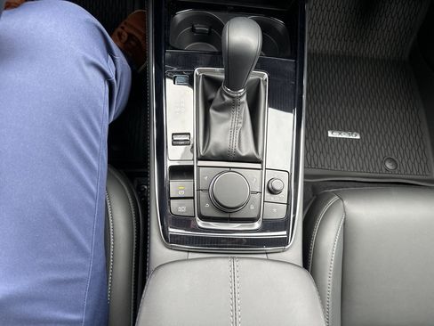New 2025 MAZDA CX-30 AWD 2.5 S w/ Preferred Package image 39