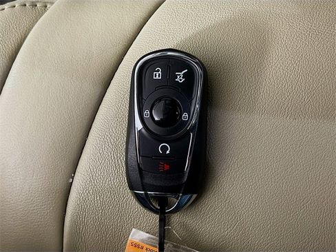 Used 2020 Buick Enclave Essence w/ Sound and Sites Package image 12
