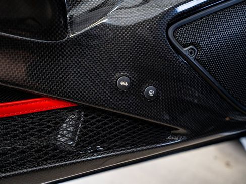 Used 2020 Ferrari 488 Pista Coupe image 35