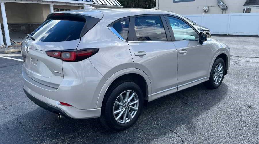 Used 2024 MAZDA CX-5 AWD 2.5 S w/ Select Package image 5
