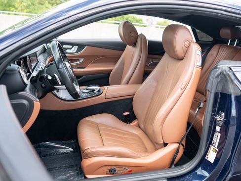 Used 2019 Mercedes-Benz E 450 Coupe w/ AMG Line Package image 11