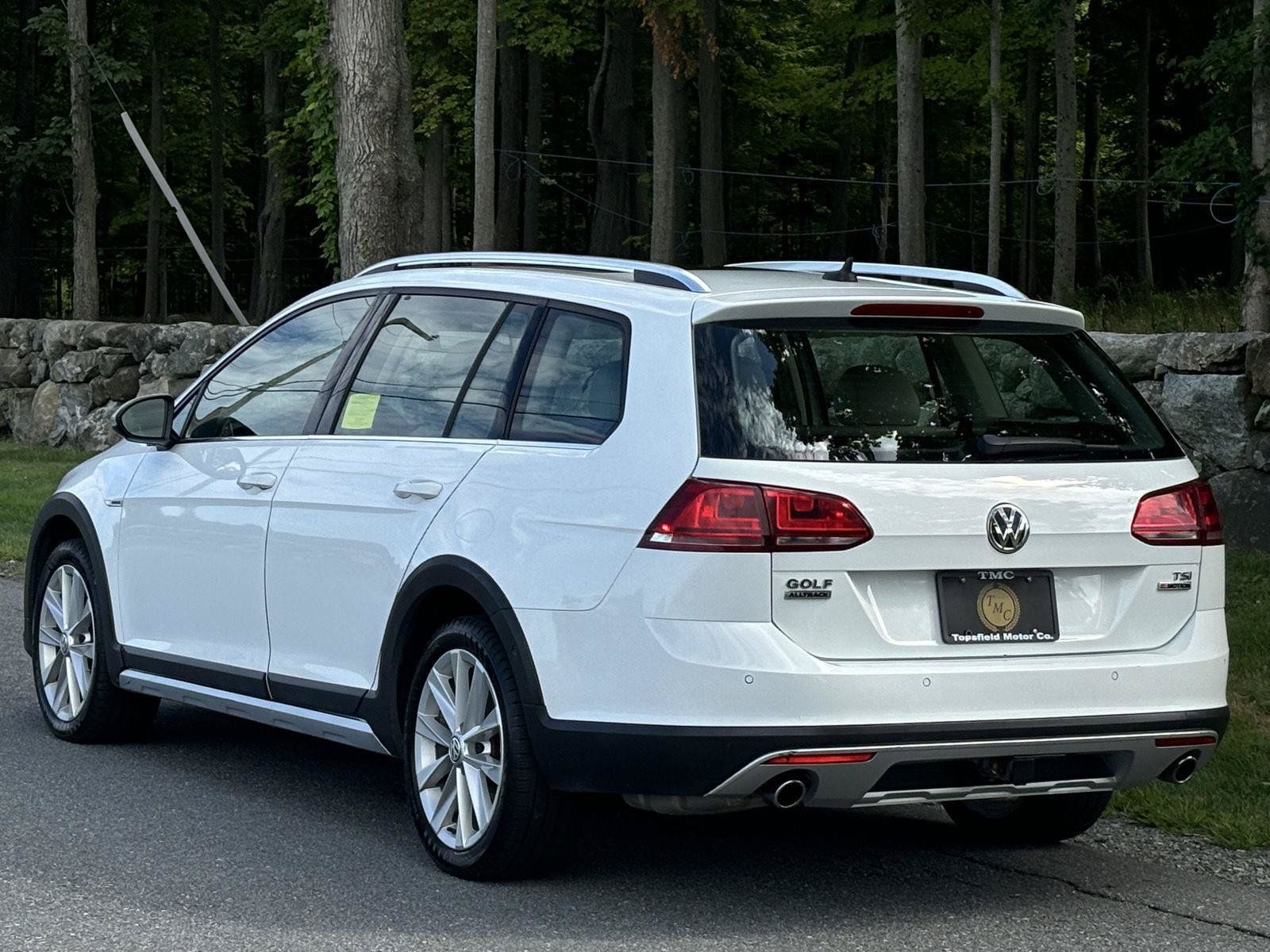 Used 2017 Volkswagen Golf Alltrack AWD/4WD image 15