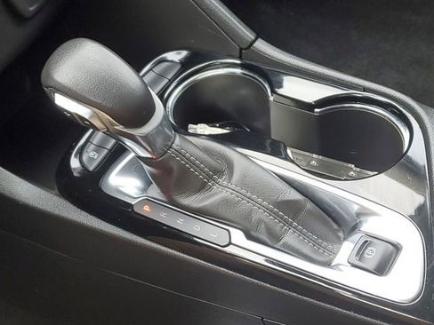 Used 2024 Buick Encore GX Preferred image 19