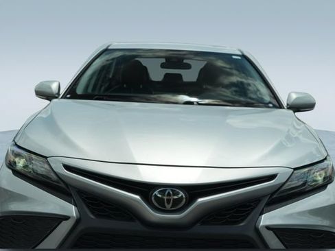 Used 2023 Toyota Camry SE FWD image 40