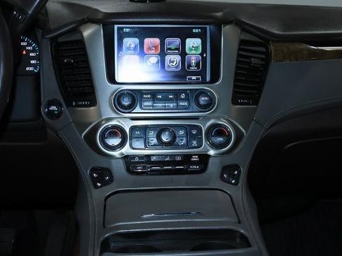 Used 2017 GMC Yukon Denali image 19